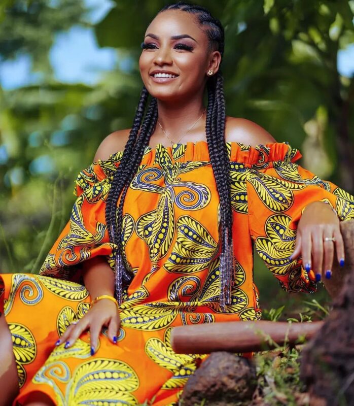 21 PHOTOS:  Gorgeous Ankara Gown Styles