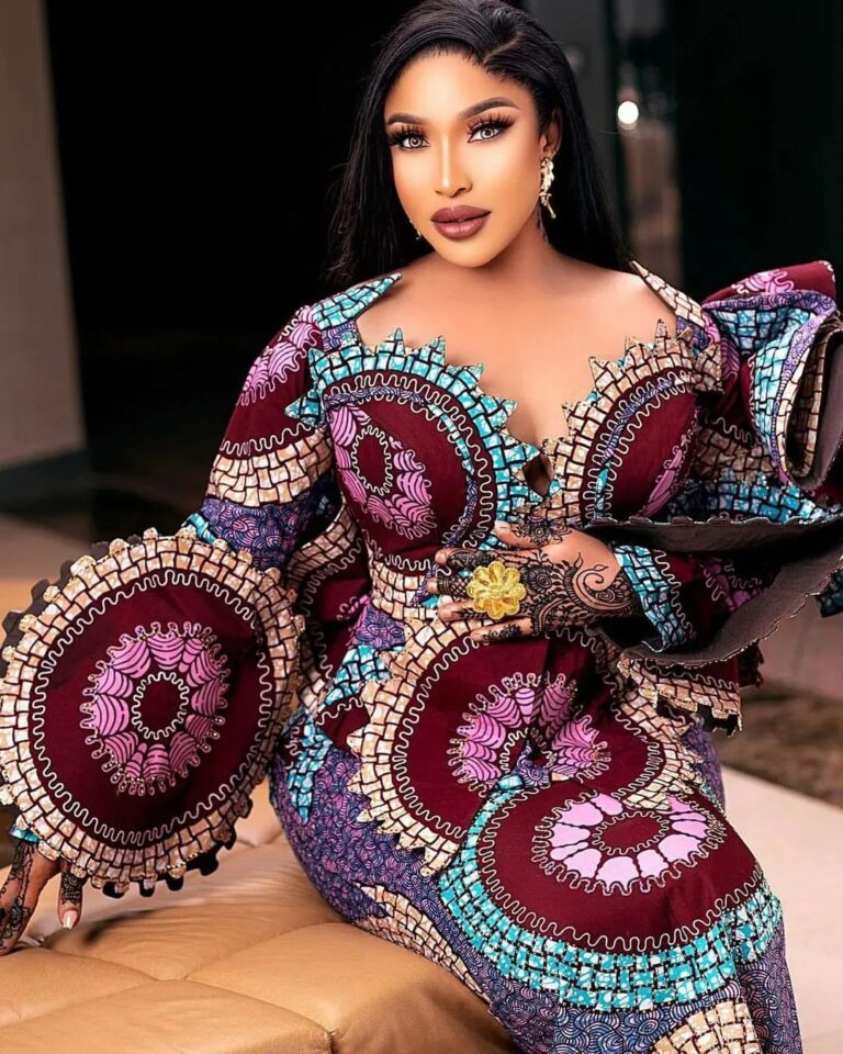 42 PHOTOS: Bold Ankara Dresses For Stylish Women