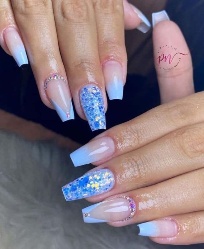 30 Glamorous Cyan Manicure Designs That Fiercely Hypnotize Femininity At First Glance